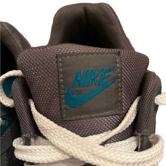 NIKE AIR Trainers  Size 11 But Feel More Like A 10 Excellent Condition. - Picture 15 of 16